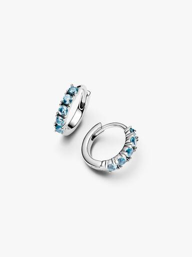 Aretes Huggie azul claro