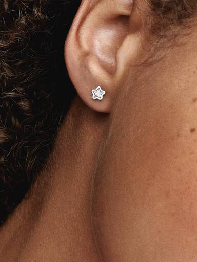 Aretes de botón Estrella Centelleante