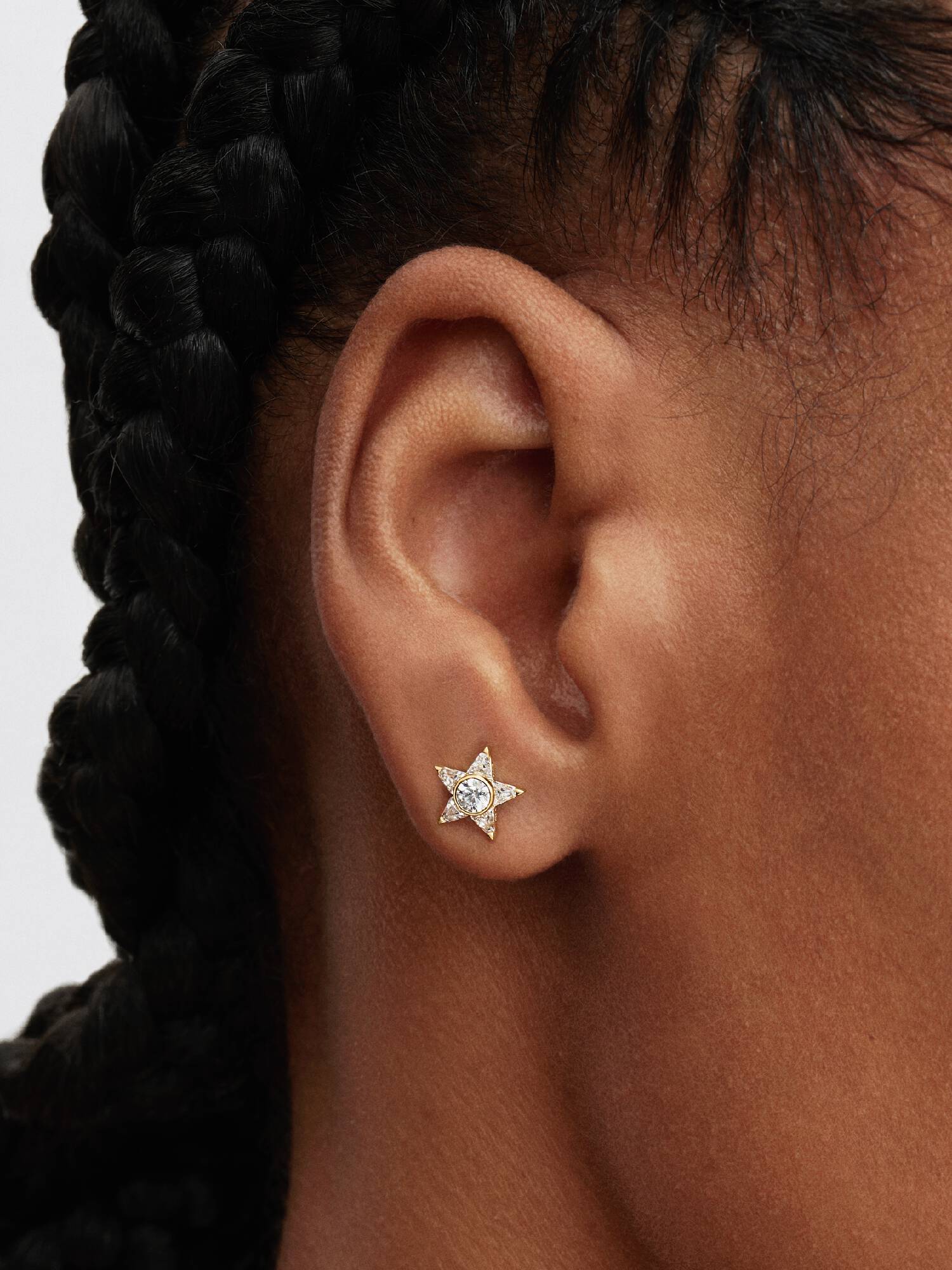 Aretes de botón Estrella Brillante 