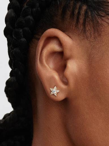Aretes de botón Estrella Brillante