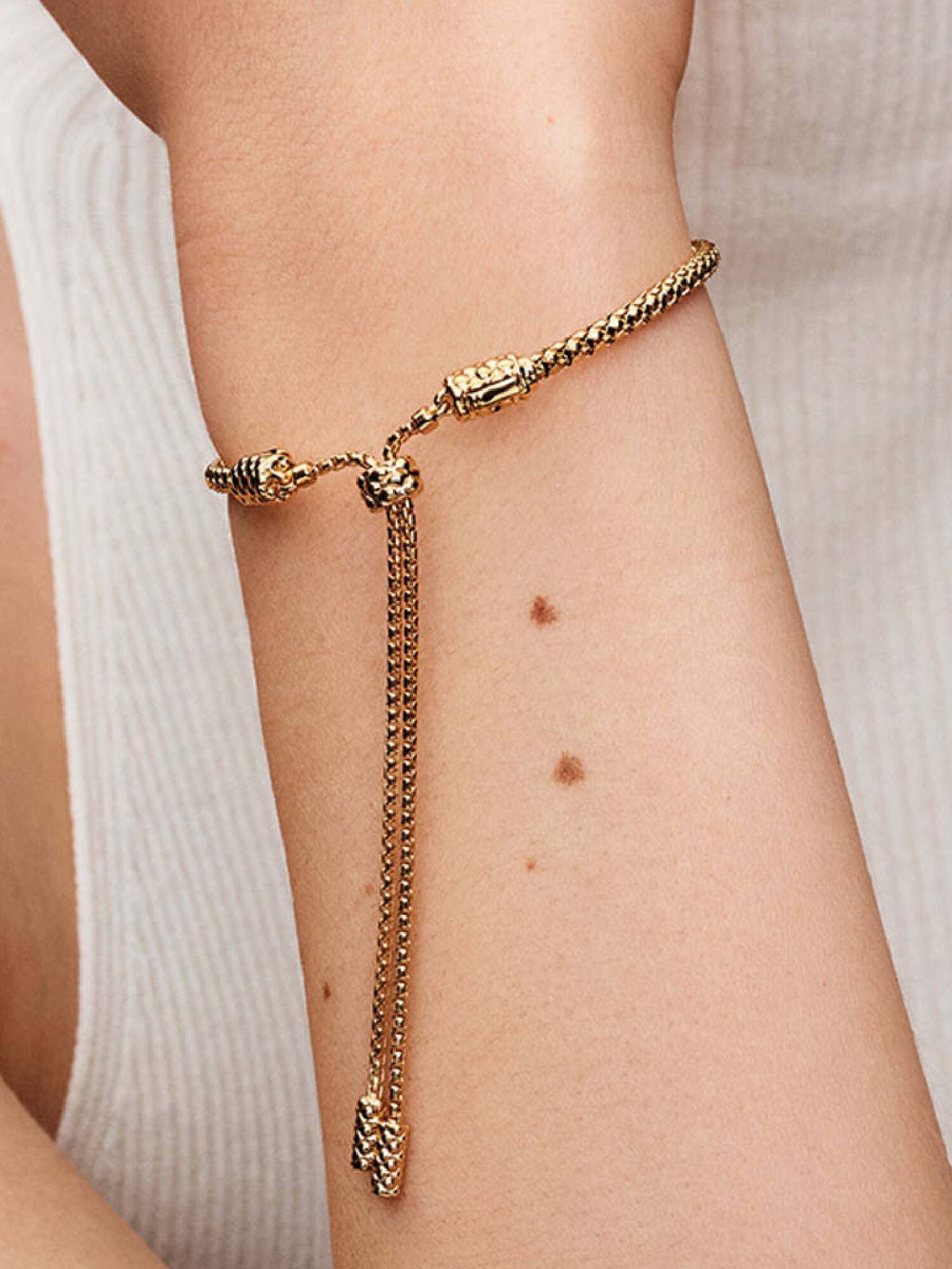 Brazalete Deslizante Cadena con Tachuelas