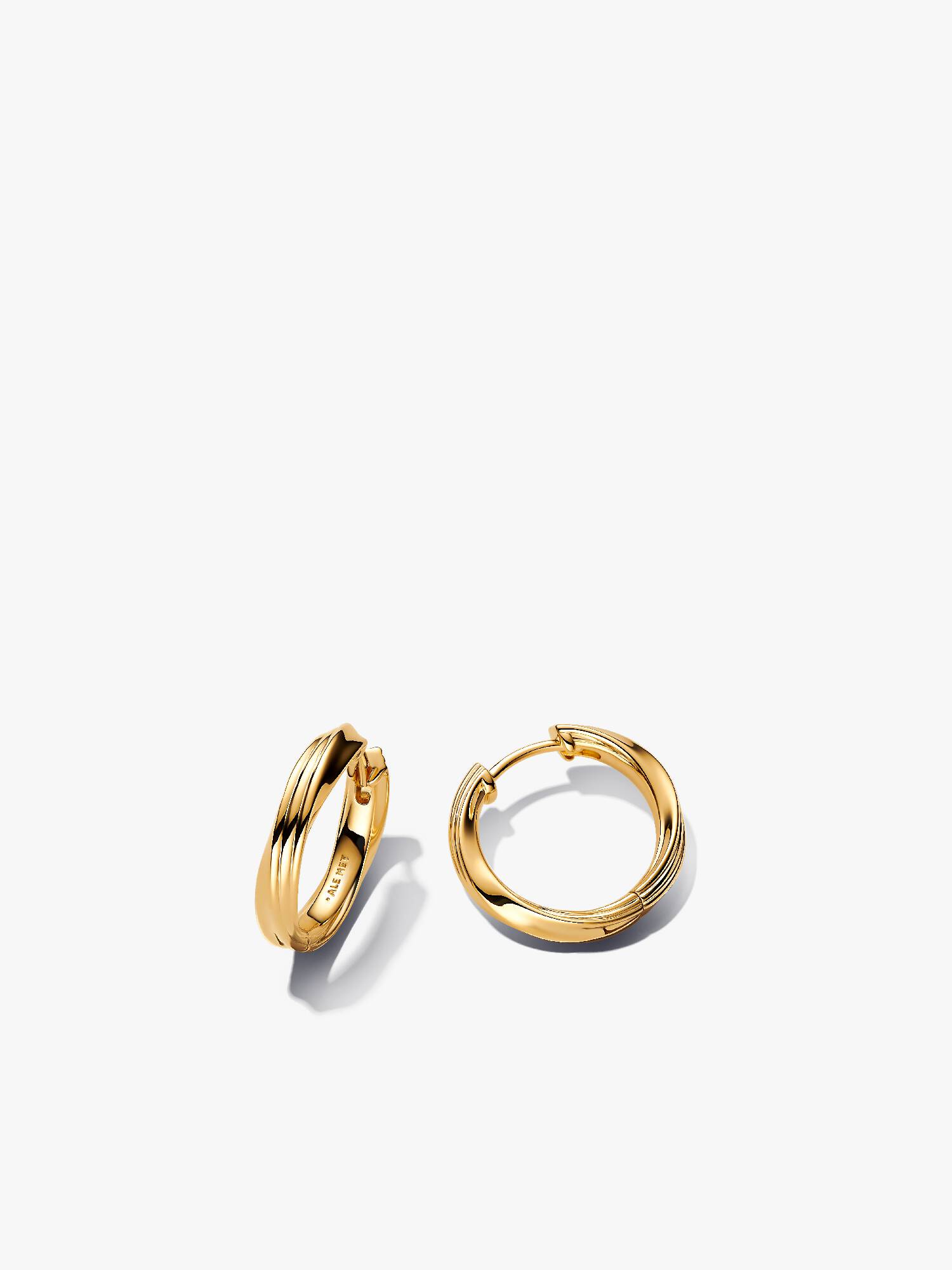 Aretes de aro trenzados