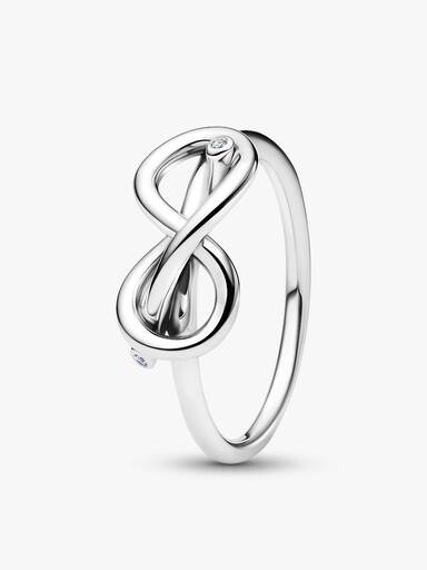 Anillo Nudo Infinito Plateado