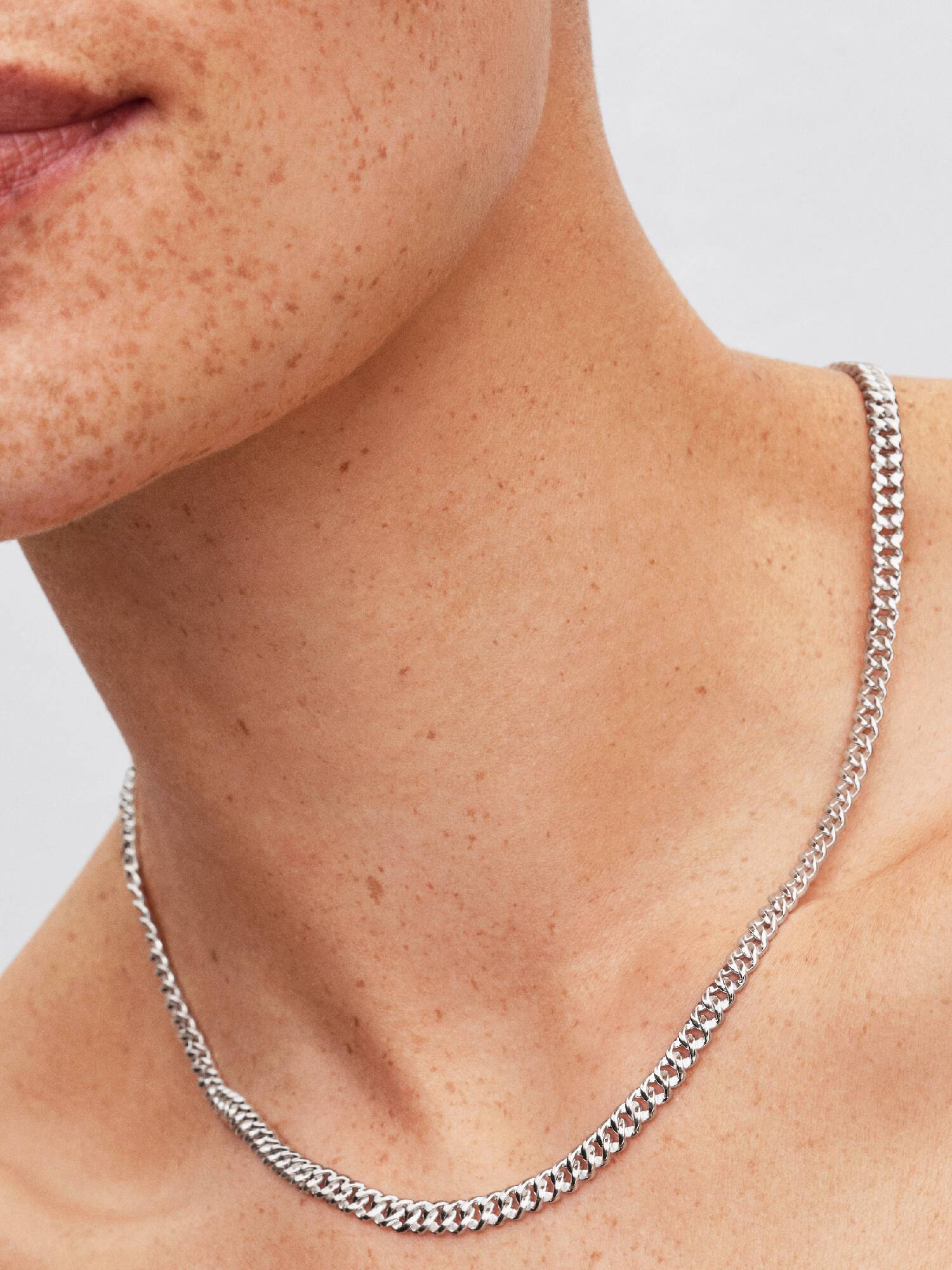 Collar de cadena cubana