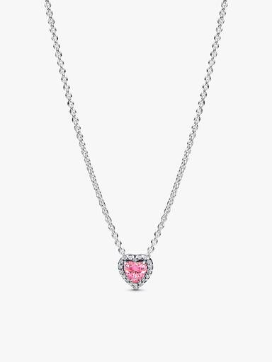 Sets de collares superpuestos con corazones elevados en rosa