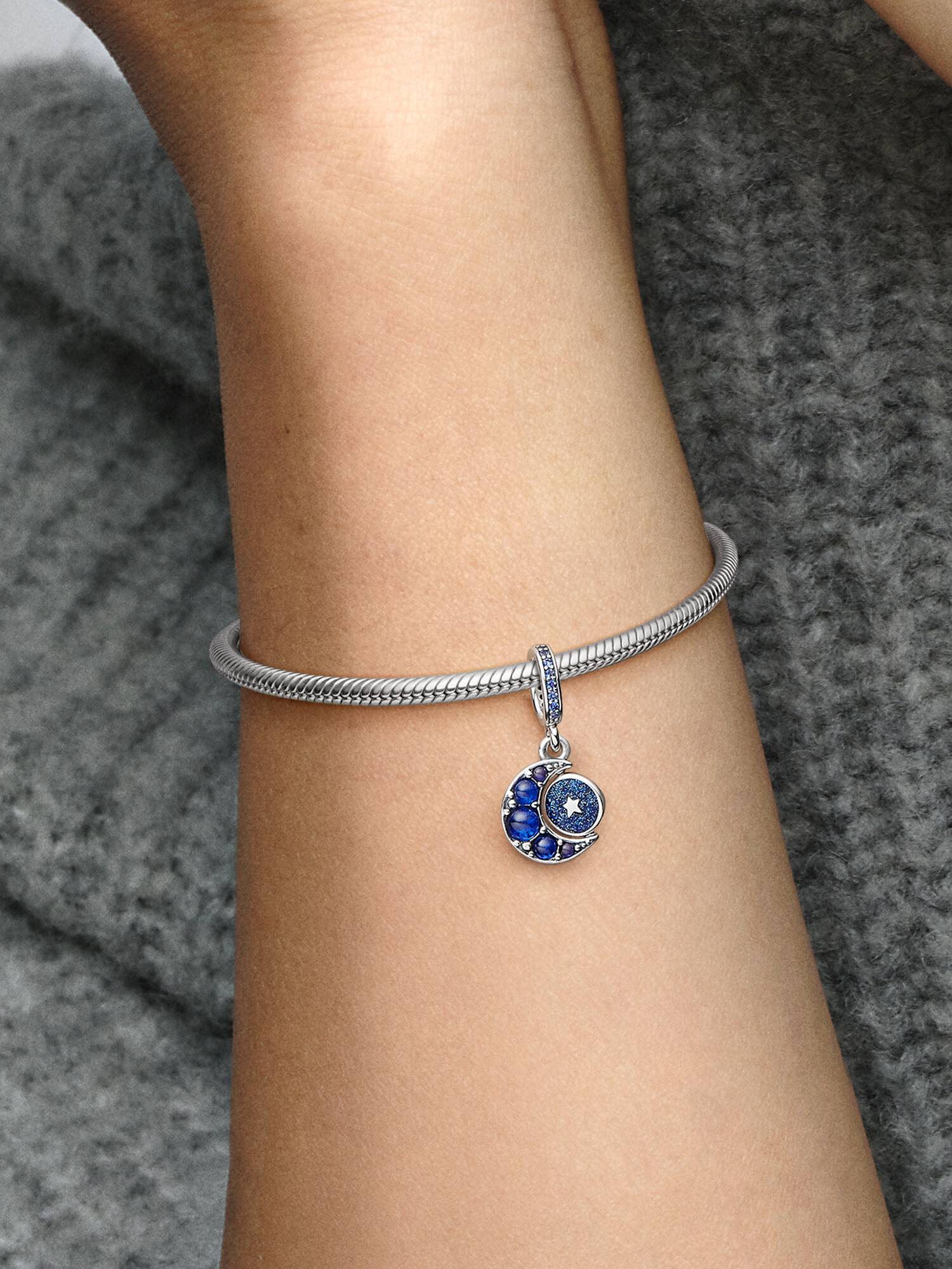 Charm Colgante Giratorio Luna Brillante