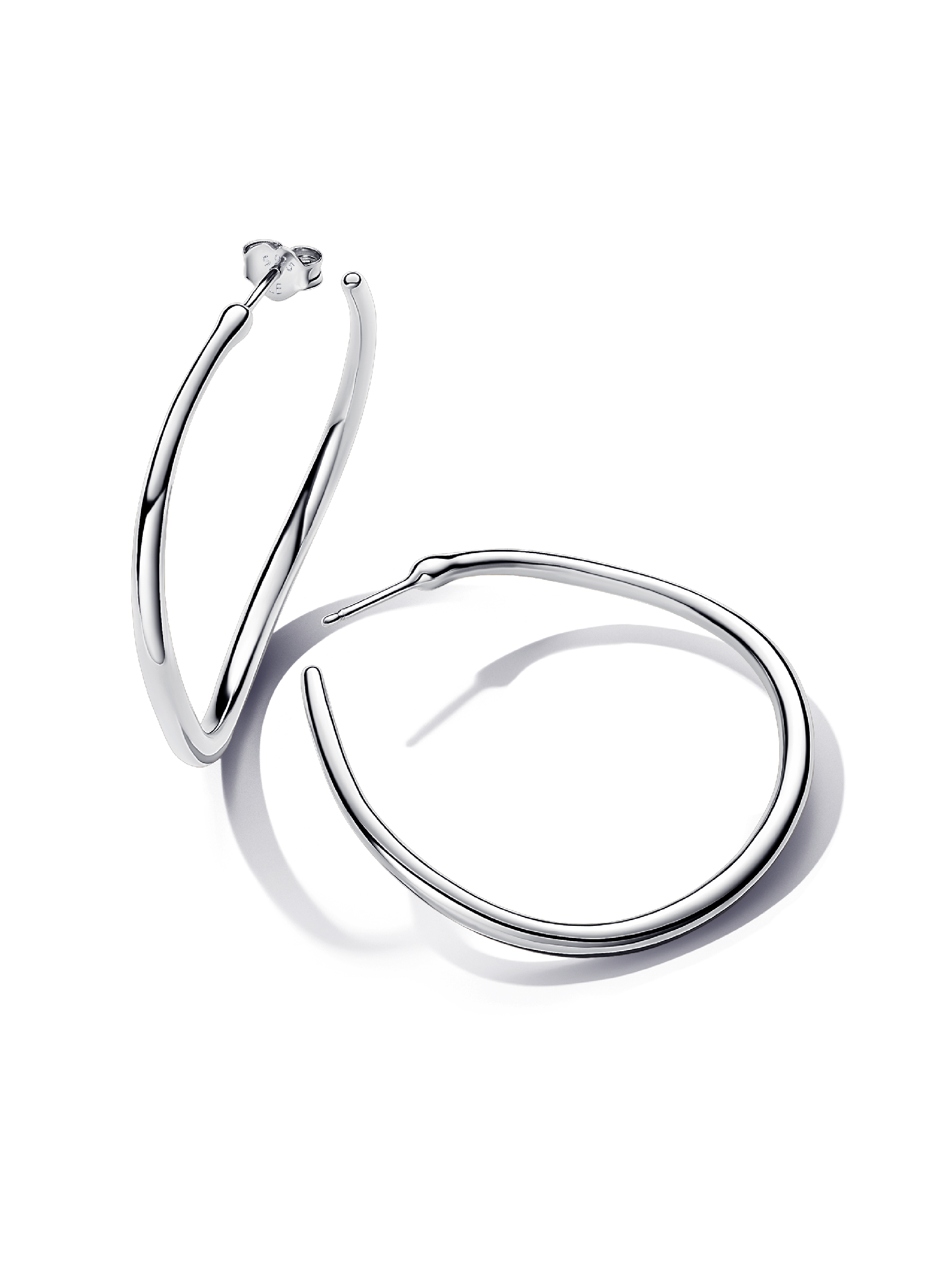 Aretes de aro Abiertos con forma orgánica de 42 mm