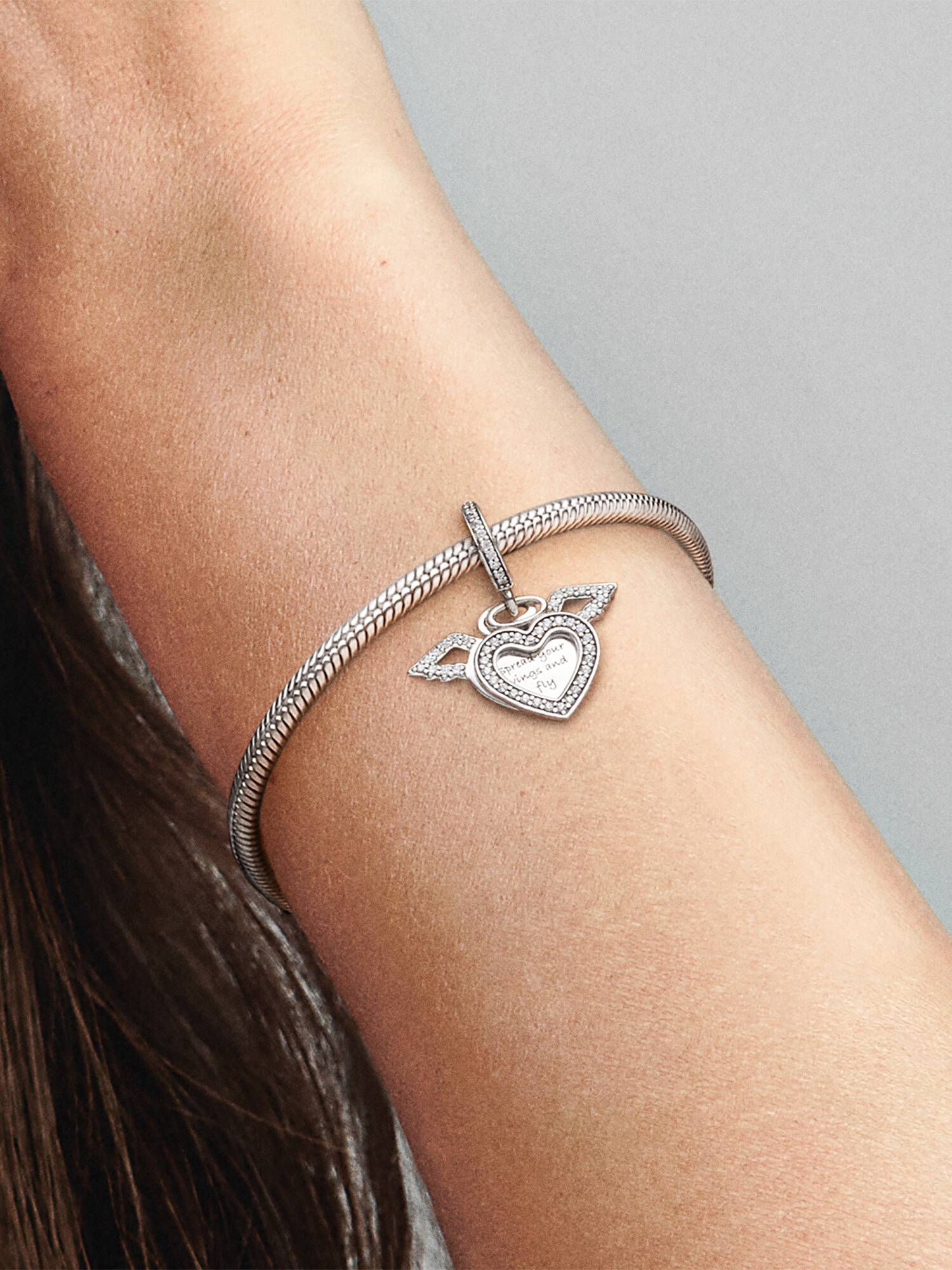 Charm colgante Corazón y alas de ángel
