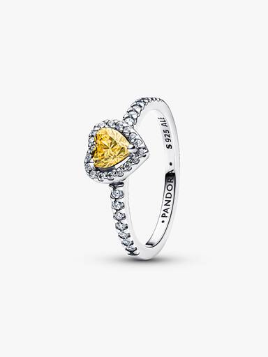 Anillo corazón elevado reluciente