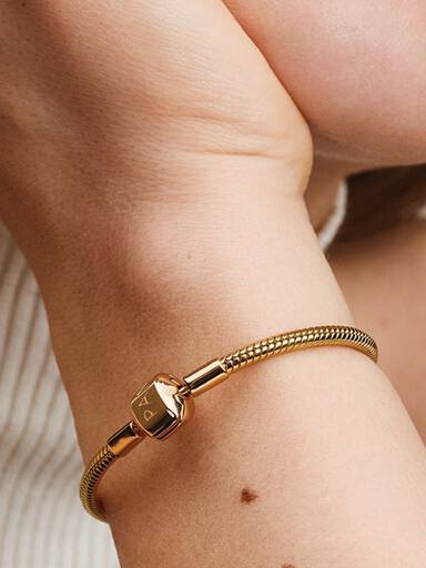 Brazalete cadena de serpiente con broche de barril