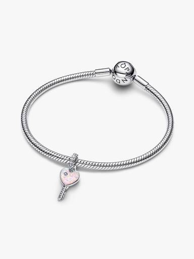 Charm colgante Llave de corazón opalescente