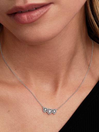 Collar collier trilogía de corazones con halo
