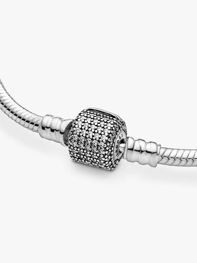 Pulsera Pandora Moments cadena de serpiente con broche de pavé centelleante