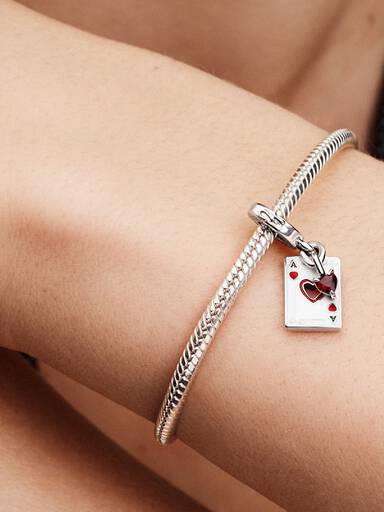 Charm Colgante Doble Reina de Corazones Villanos de Disney