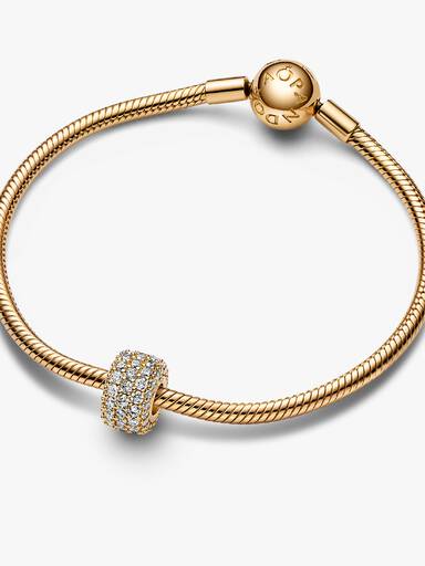 Charm Triple Fila de Brillante Pavé