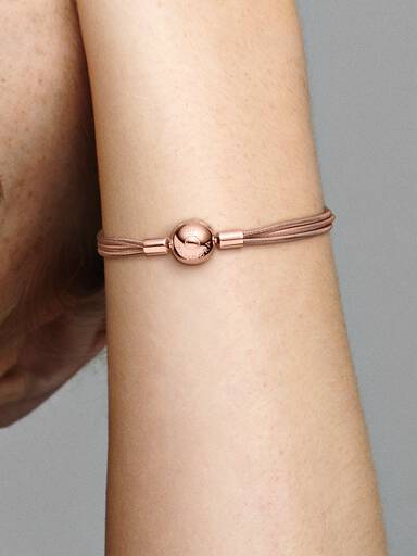 Brazalete de múltiples cadenas de serpiente Pandora Moments