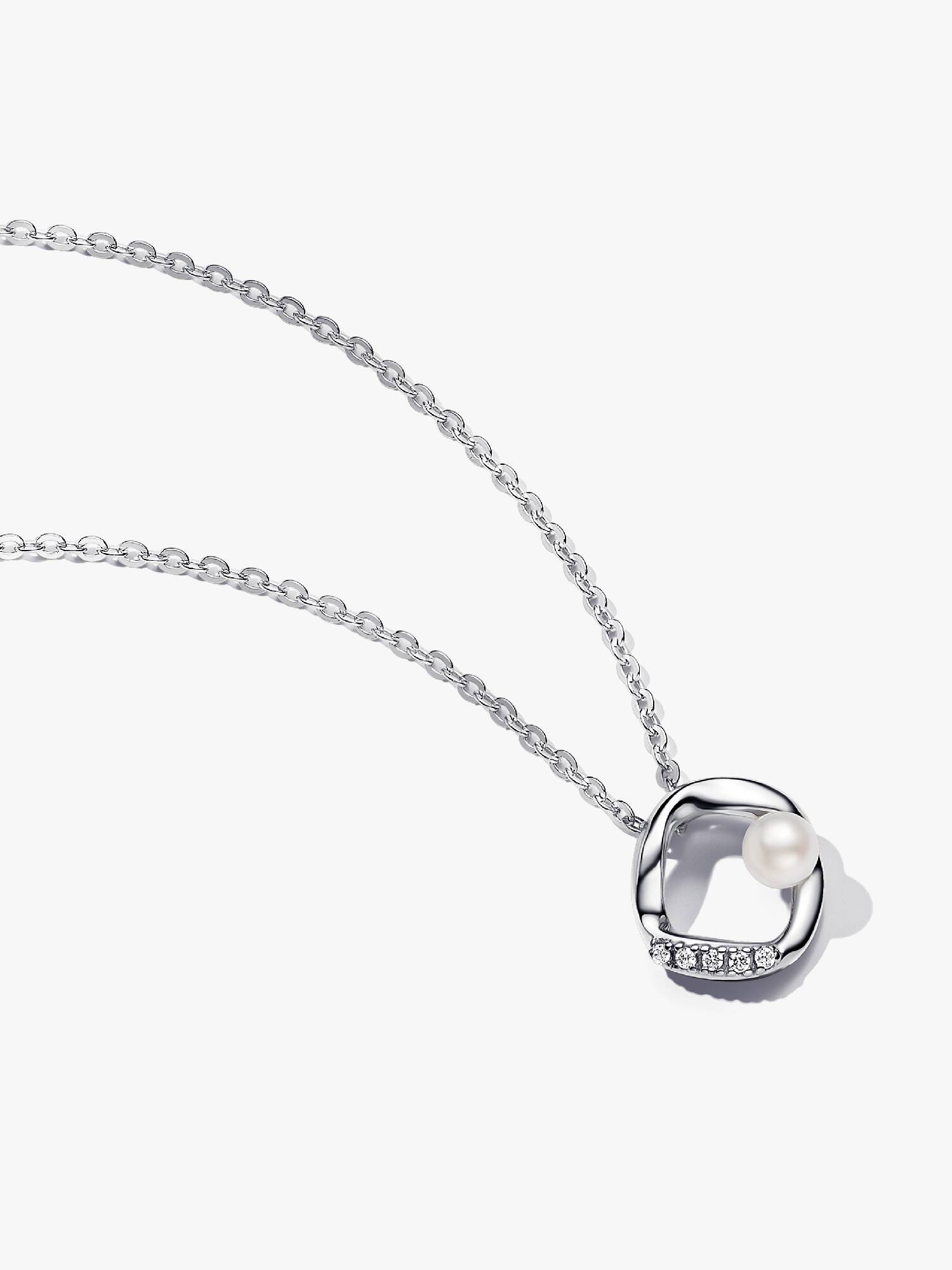 Collar Collier Círculo en pavé con forma orgánica y perlas cultivadas de agua dulce tratada