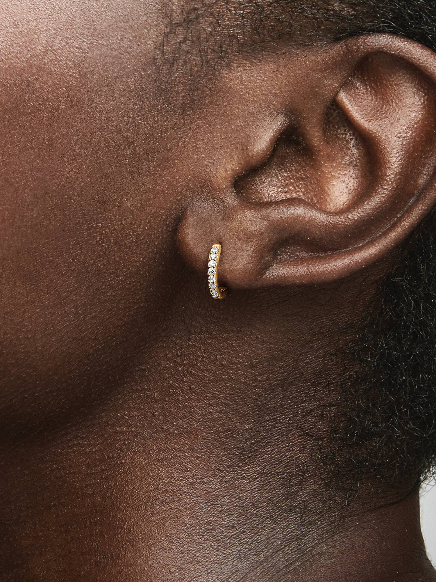 Aretes de aro Abrazo Brillante