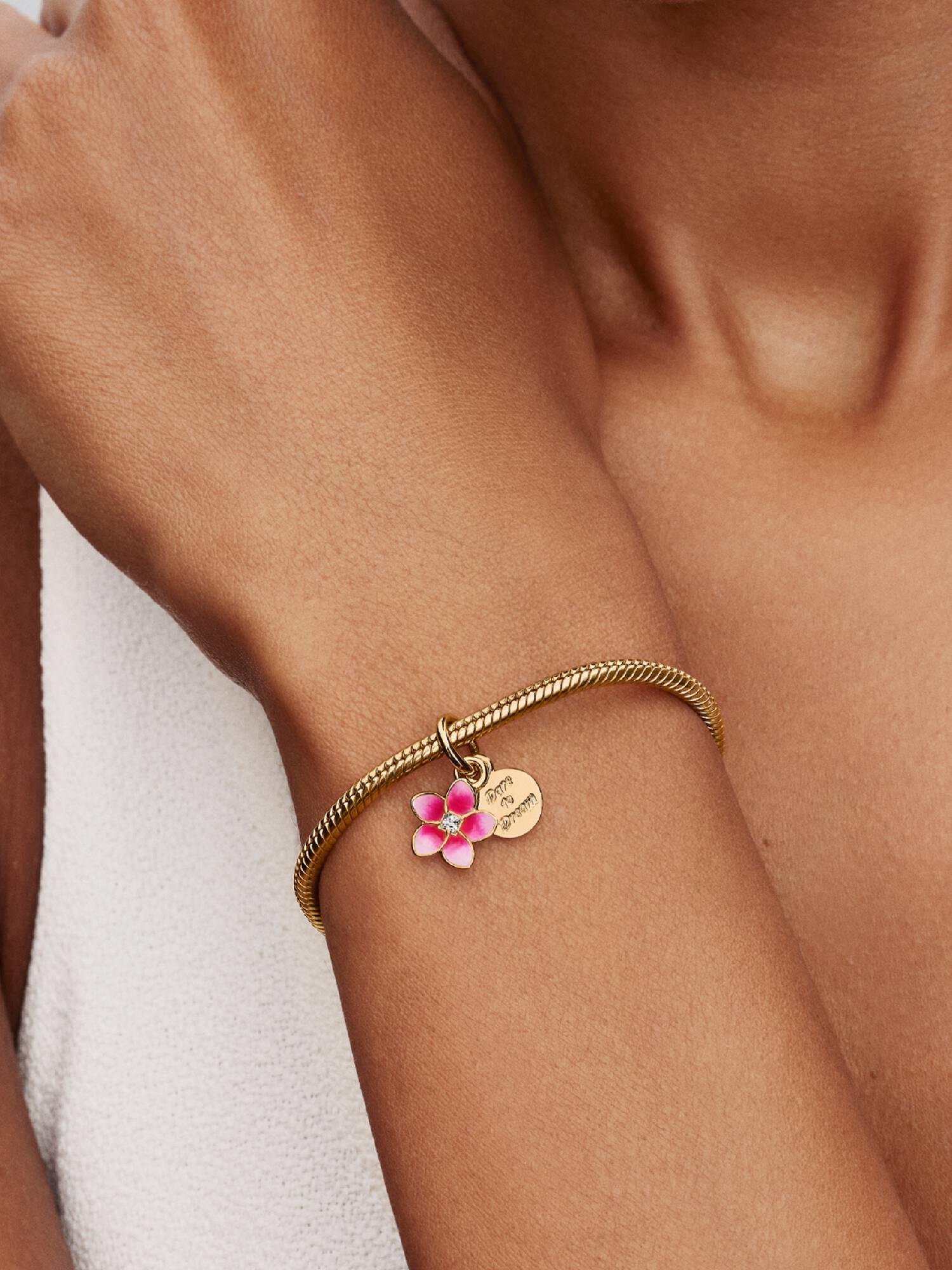 Charm colgante Flor de Moana de Disney