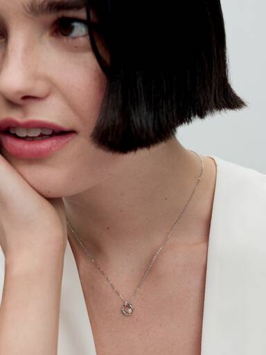 Collar Collier Círculo en pavé con forma orgánica y perlas cultivadas de agua dulce tratada